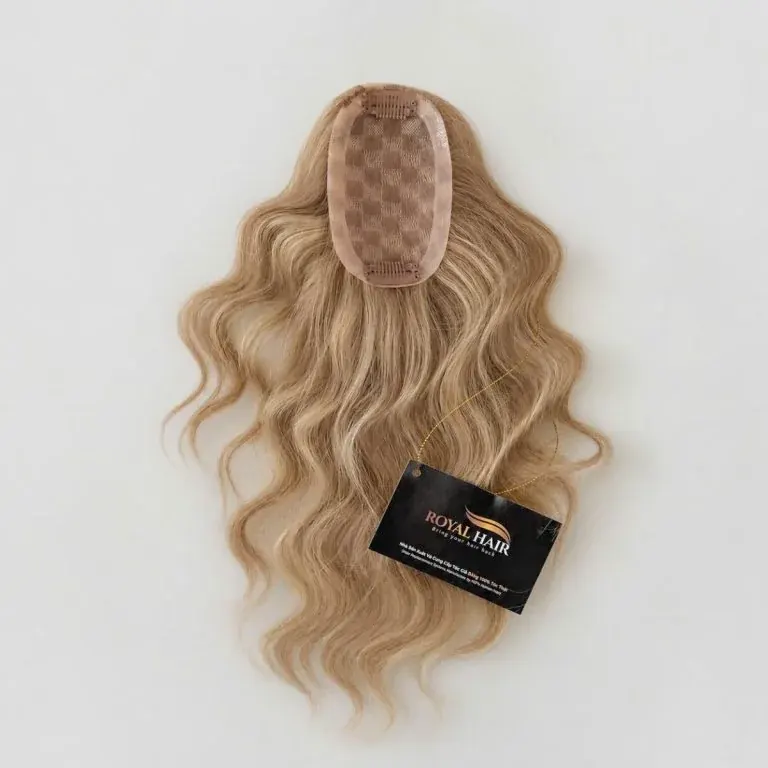 TOP21 SCARLETT – Blonde & Light Brown Highlight Topper 3×5″, Hair Length 25–30cm Human Hair