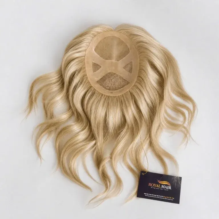 TOP27 EVELYN – 6×8″ Platinum Blonde Hair Topper, Hair Length 25-30cm, Natural Hairline & Breathable Base